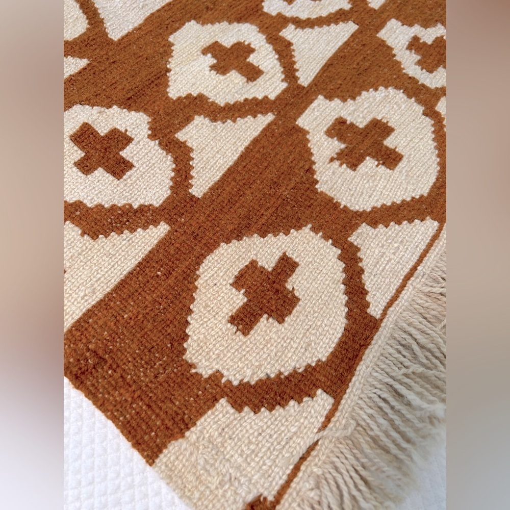 Small Size wool Tapestry, art wall, table runner etc handmade. Small size - Picture 3 of 6